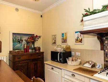 Bed and Breakfast Artistic House