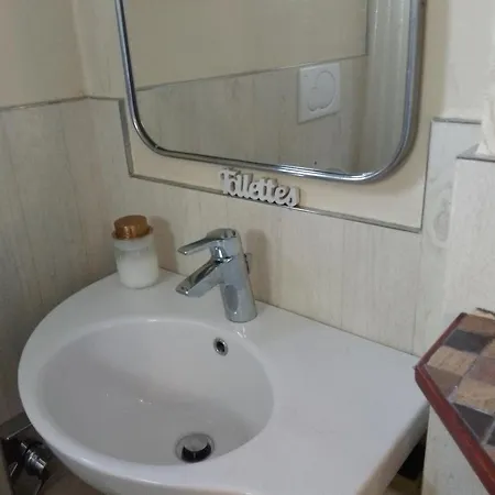 Artistic House 3* Μπάρι