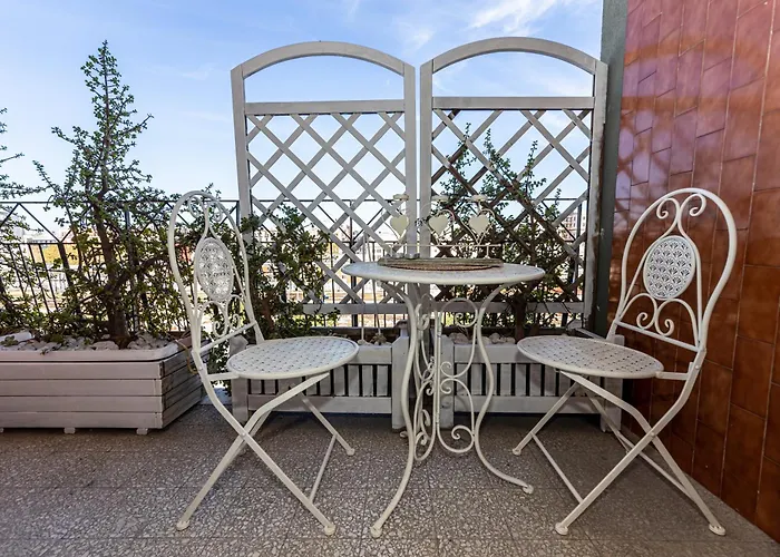 Artistic House Bed & Breakfast Bari