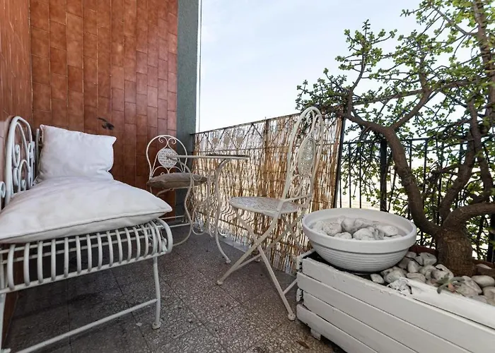 Bed & Breakfast Artistic House Bari