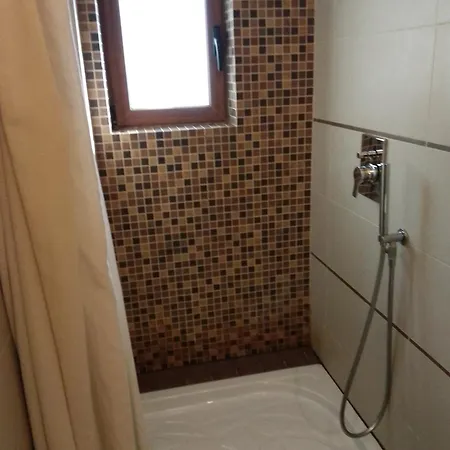 Alojamento de Acomodação e Pequeno-almoço Artistic House Bari