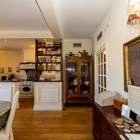 Artistic House 3* 바리