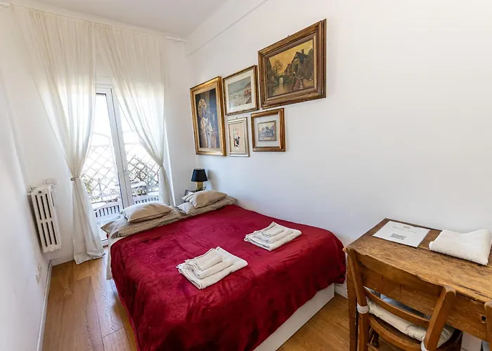 Artistic House 3* בארי