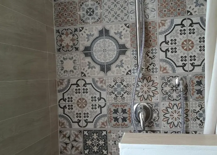 Artistic House 3* Bari